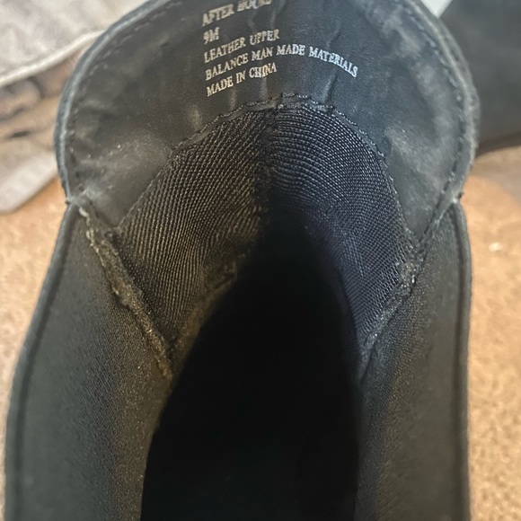 Black Chelsea Heels - Picture 3 of 3